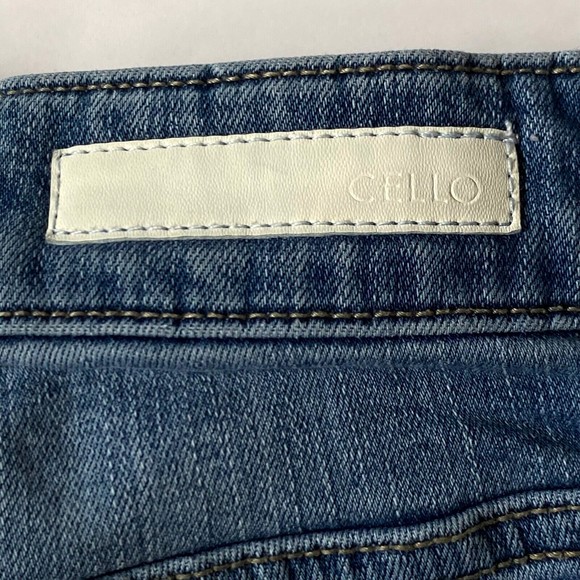 Cello Jeans Womens Junior Size 3 Blue Medium Wash Distressed Skinny Stretch - Picture 11 of 16